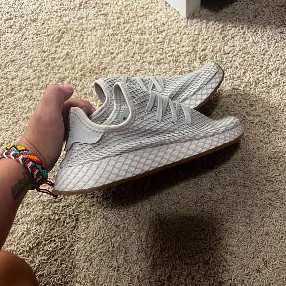 Adidas Deerupt worn once - Picture 1 of 4